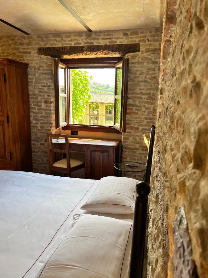 Hotel Relais Montemarino Borgomale Exterior foto